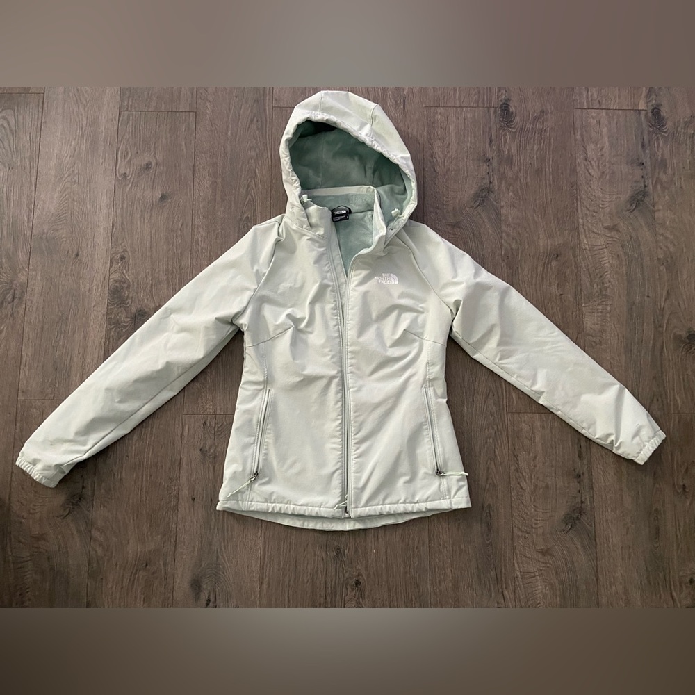 Woman’s The North Face Jacket